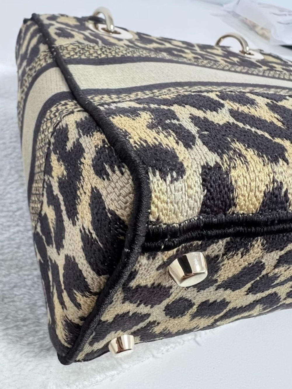 Dior Lady Dior Leopard Embroidery Medium Gold Hardware Top Handle Bag - Picture 7 of 9